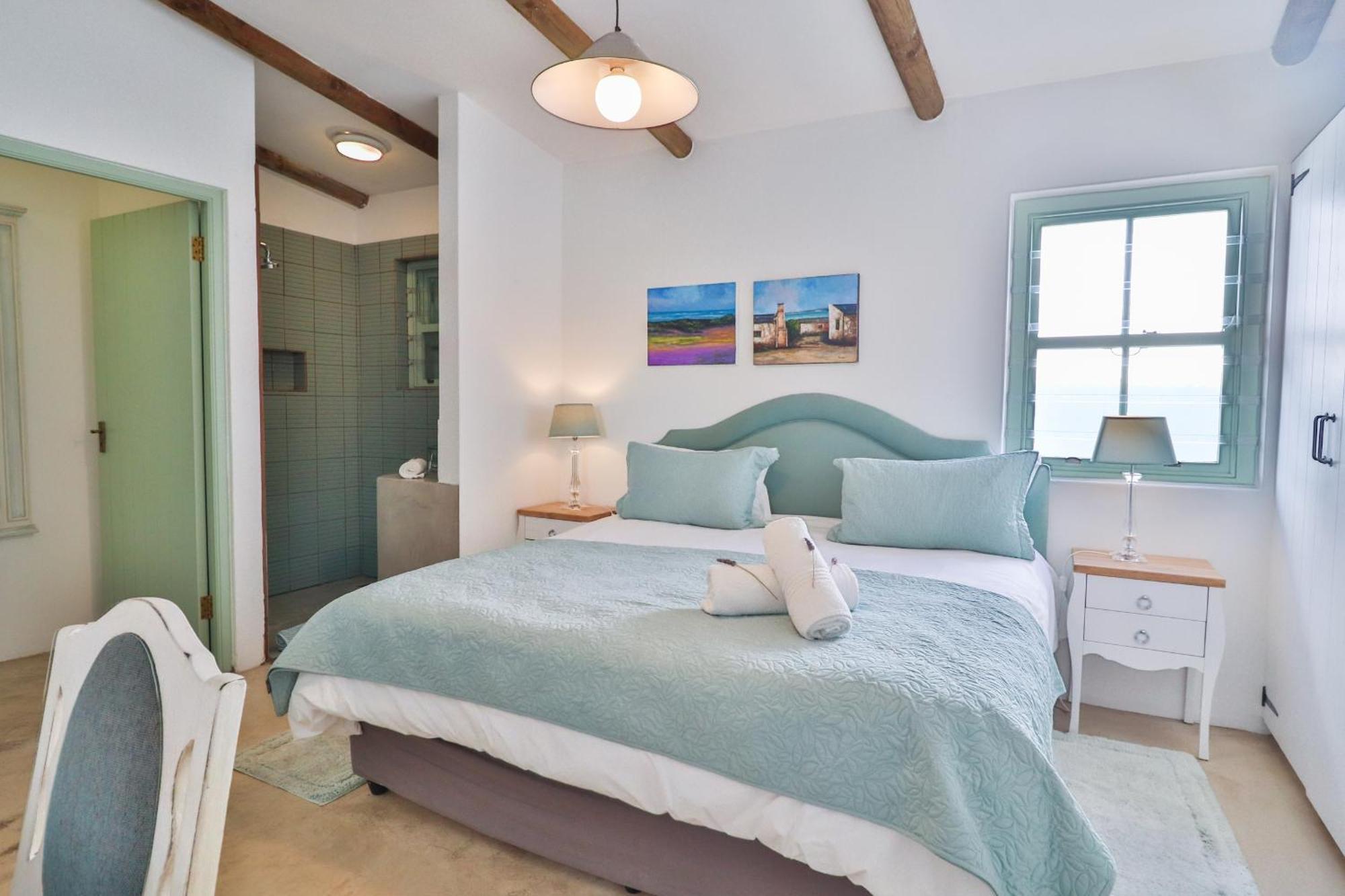 Over The Moon Paternoster Exterior photo
