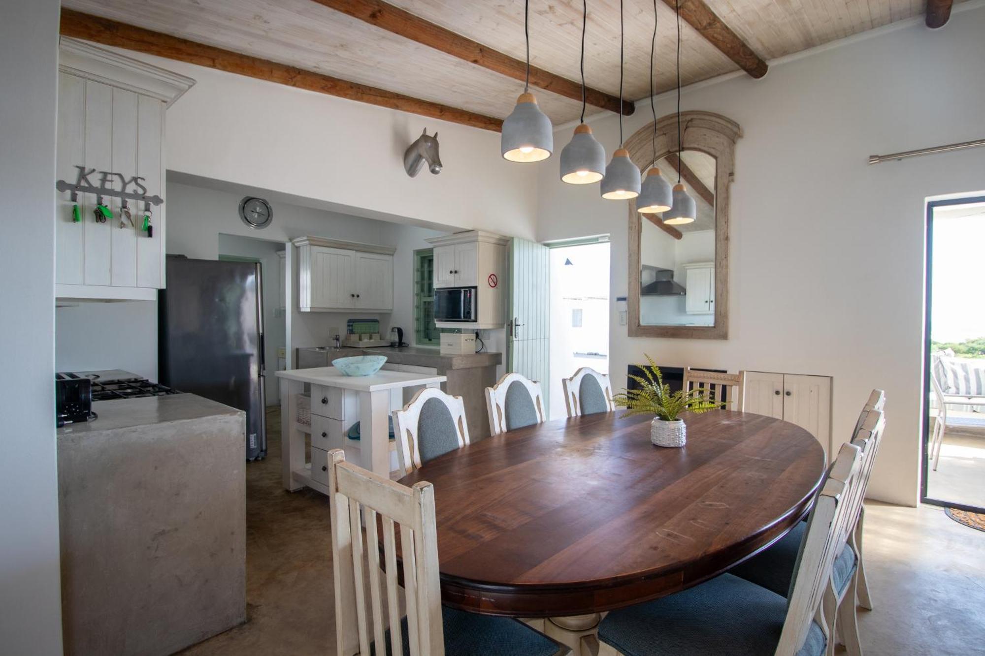 Over The Moon Paternoster Exterior photo