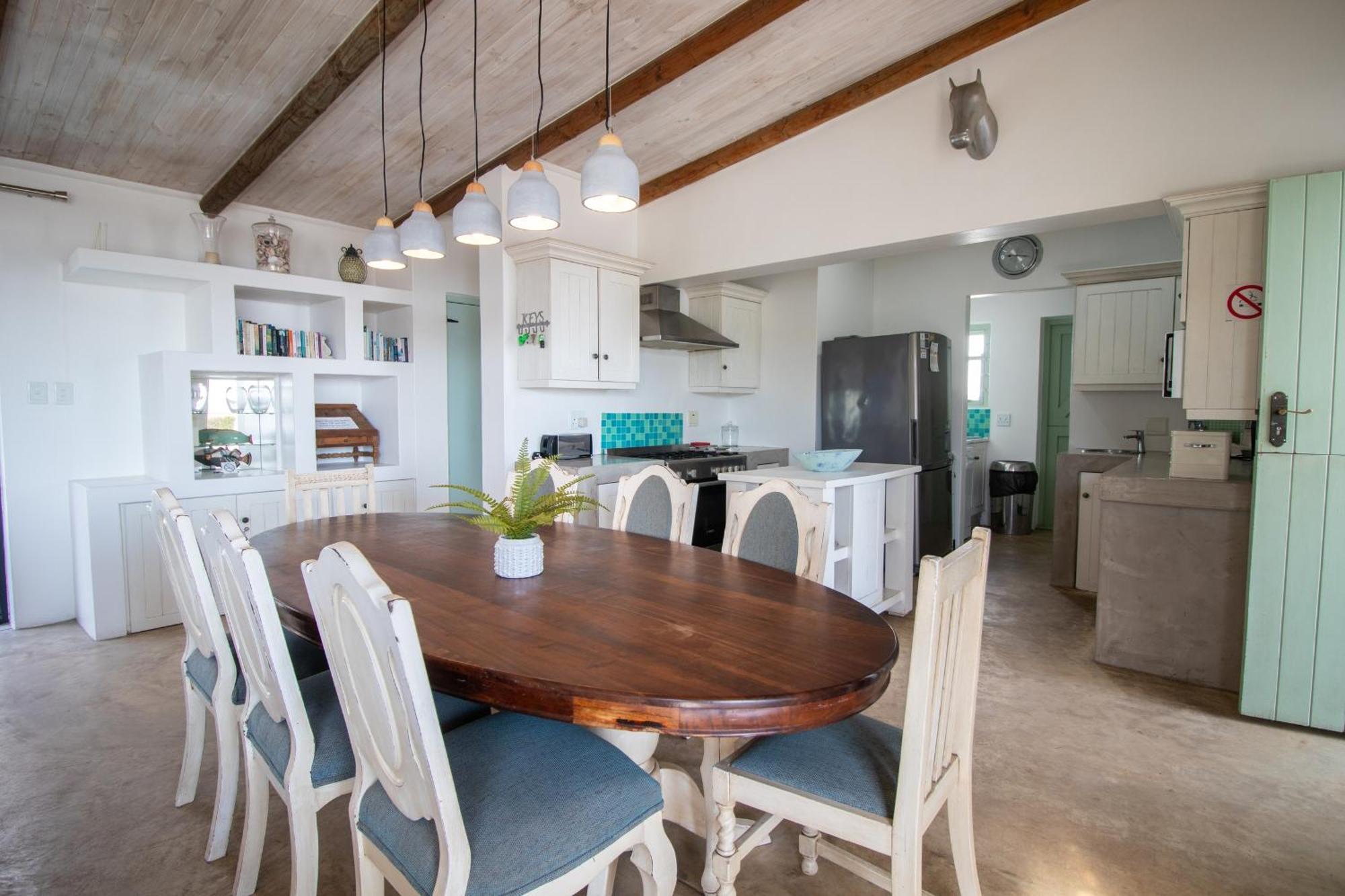 Over The Moon Paternoster Exterior photo