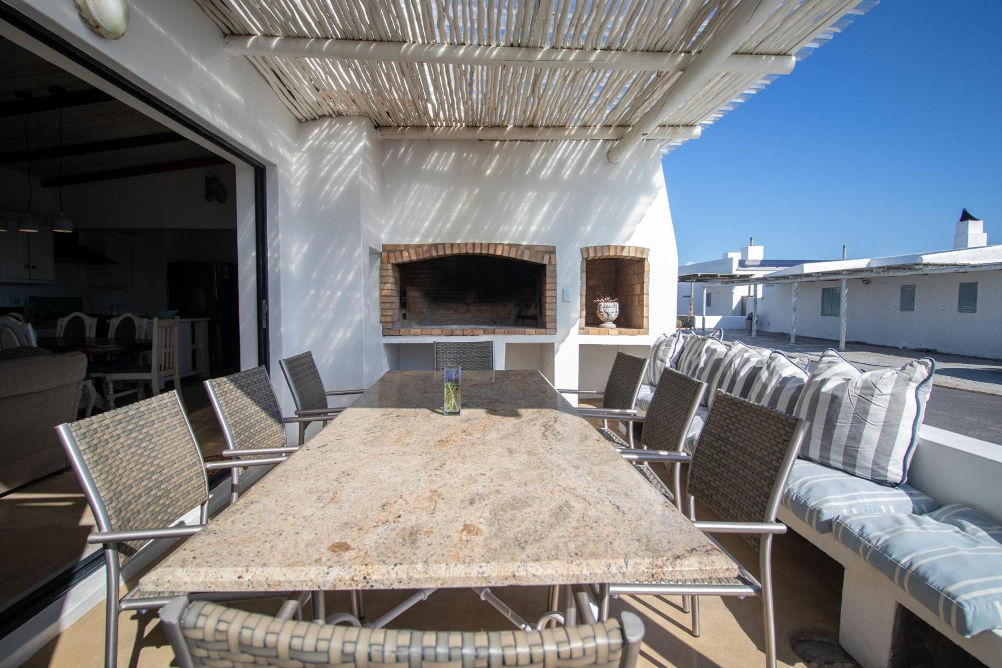 Over The Moon Paternoster Exterior photo