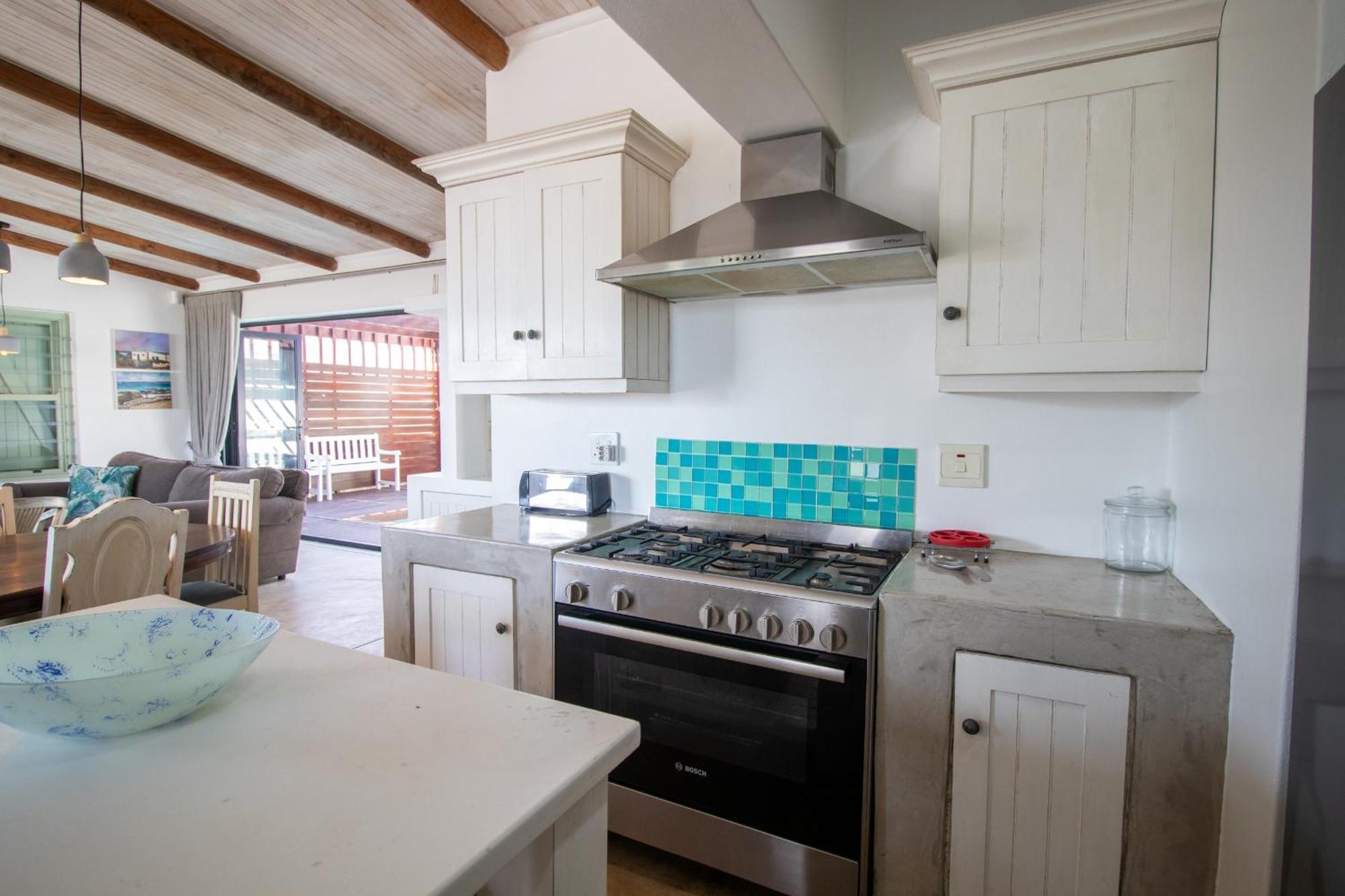 Over The Moon Paternoster Exterior photo